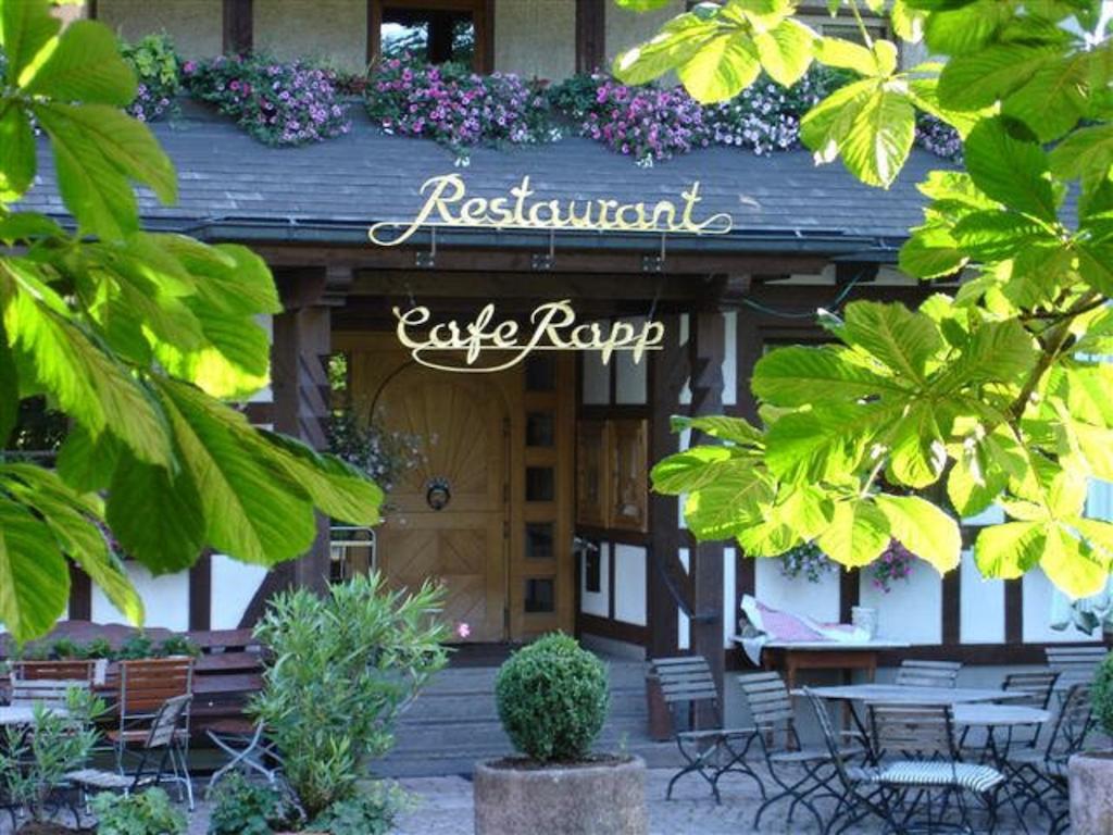 Hotel Restaurant Cafe Rapp ケーニヒスフェルト・イム・シュヴァルツヴァルト エクステリア 写真